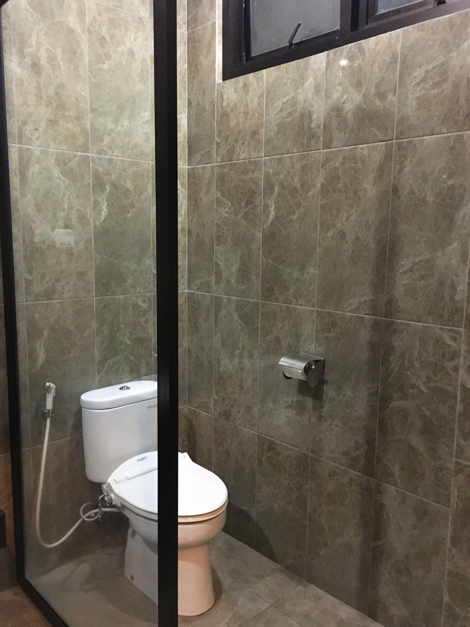 Votel Viure Hotel Jogjakarta Maguwo Екстер'єр фото