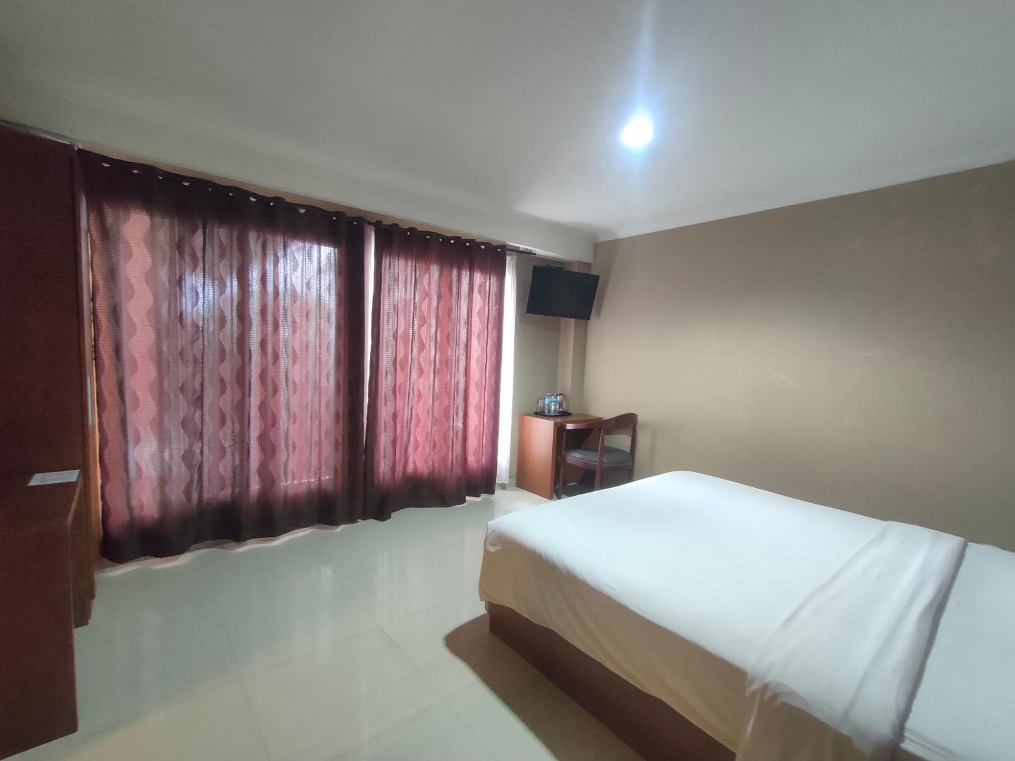 Votel Viure Hotel Jogjakarta Maguwo Екстер'єр фото