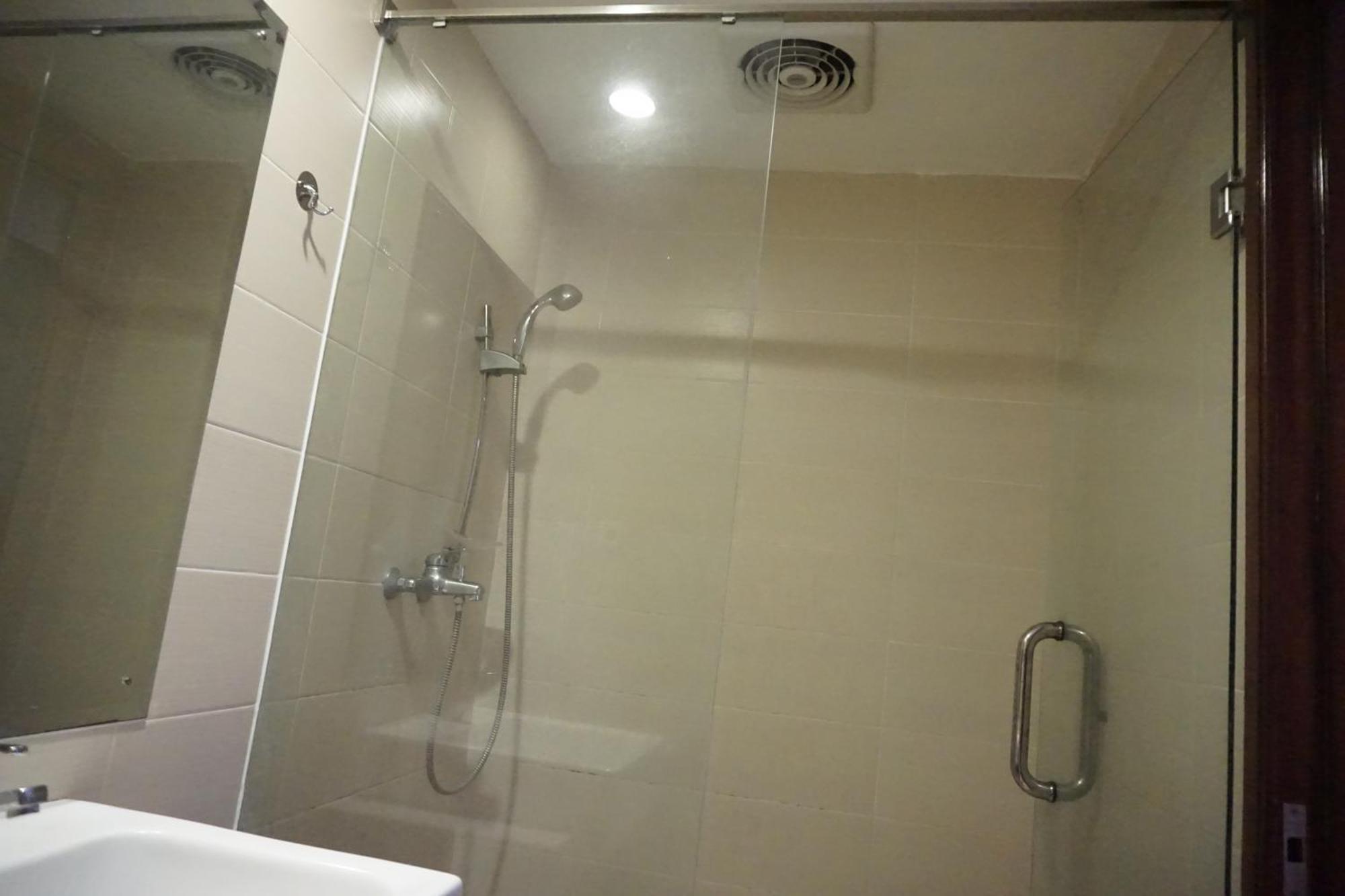 Votel Viure Hotel Jogjakarta Maguwo Екстер'єр фото