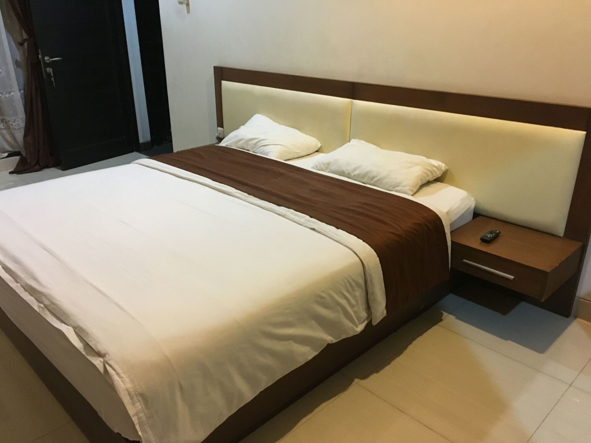 Votel Viure Hotel Jogjakarta Maguwo Екстер'єр фото